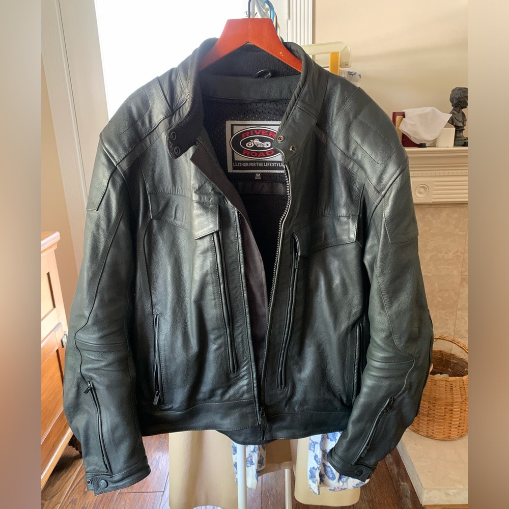 Motorcycle jacket